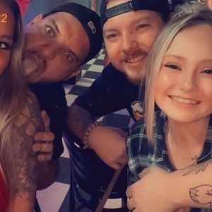 Meet your Posher, Corey